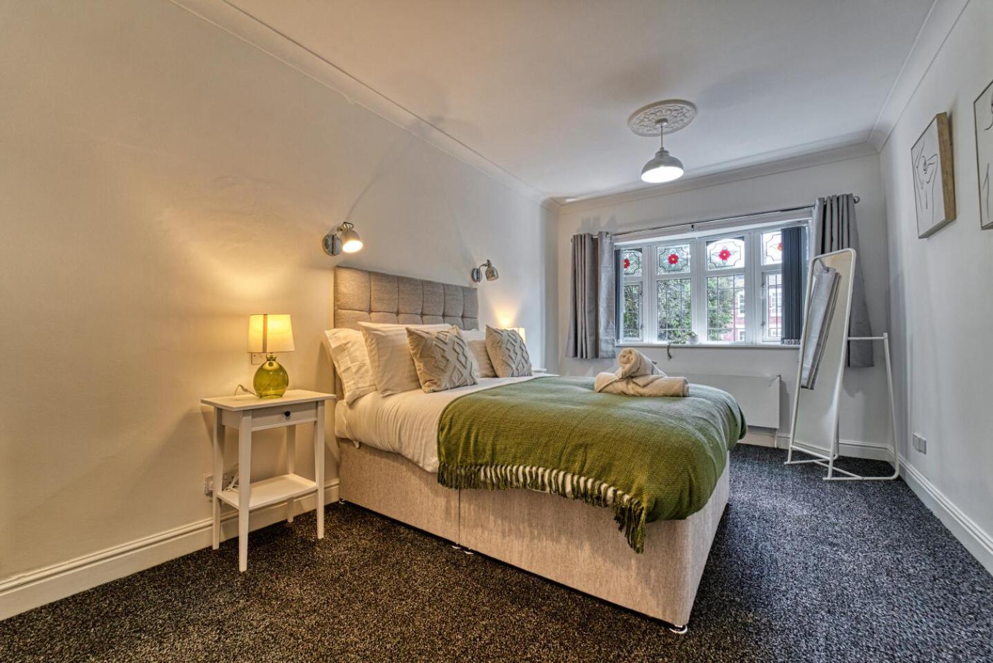Host & Stay - Chester House Retreat Kidderminster Kültér fotó